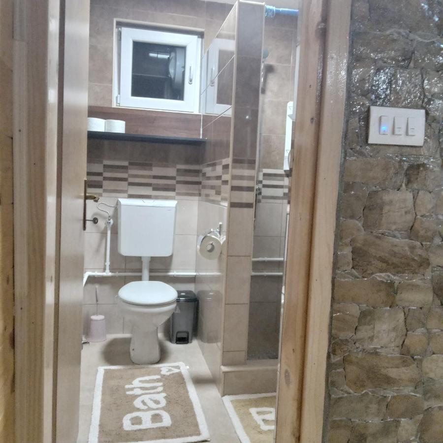 זבליאק Apartments Avramovic - Bungalow מראה חיצוני תמונה