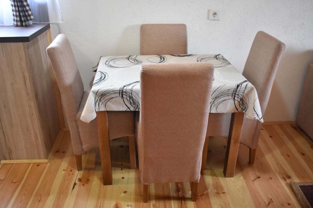 זבליאק Apartments Avramovic - Bungalow מראה חיצוני תמונה